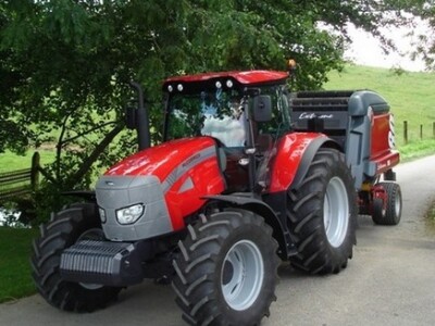 Traktor McCormick XTX