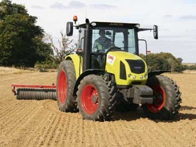 Traktor Claas ARION 400