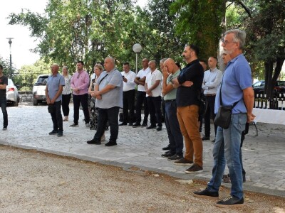 Zadarski župan Longin okupio i darivao uspješne vinare, sirare i maslinare Zadarski župan Longin okupio i darivao uspješne vinare, sirare i maslinare