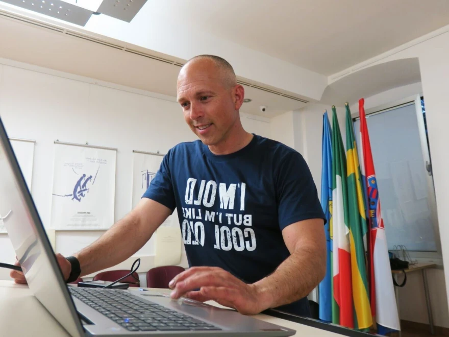 neven Ive&scaron;a riba 