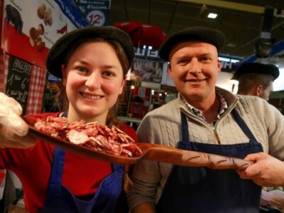 Austrijanka sa svojim proizvodima