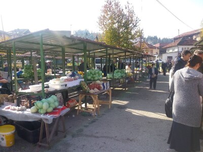 Zelena pijaca u Gornjem Vakufu- Uskoplju izuzetno slabo posjećena