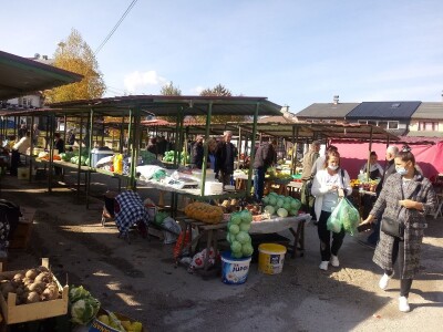 Zelena pijaca u Gornjem Vakufu- Uskoplju izuzetno slabo posjećena