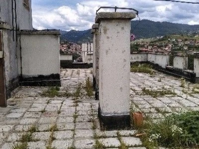 Zeleni krov na Soliteru 3 u Kaknju