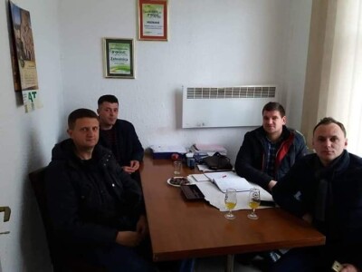 Zemljoradnička zadruga "AT" podiže plantažu lješnika Zemljoradnička zadruga "AT" podiže plantažu lješnika