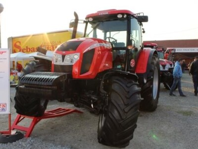 Traktor Zetor Forterra