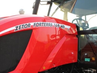 Traktor Zetor Forterra