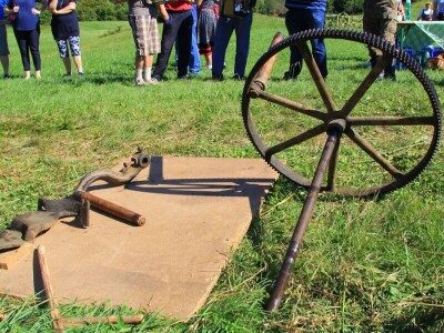 Žetva zobi u Gorskom kotaru na tradicijski način