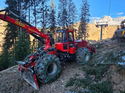 Zglobni traktor Bijol BWS 240