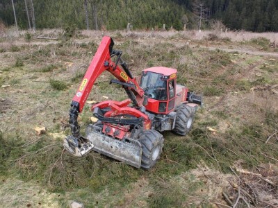 Zglobni traktor Bijol BWS 240