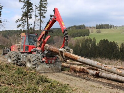 Zglobni traktor Bijol BWS 240