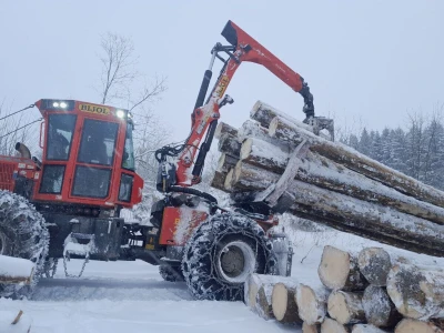Zglobni traktor Bijol BWS 240