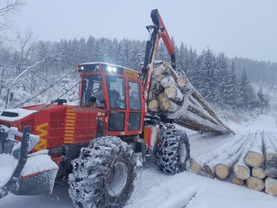 Zglobni traktor Bijol BWS 240