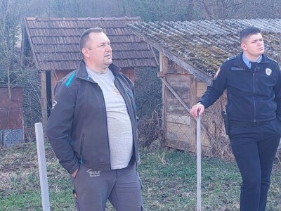 Zimska rezidba voća Zimska rezidba voća