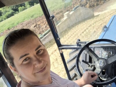 Zineta je vlasnica farme krava: "Grad? Ne hvala! Moja sloboda na selu nema cijenu!"