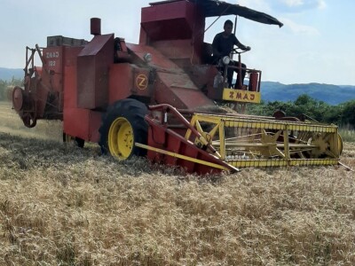 Žitni kombajn Žitni kombajn