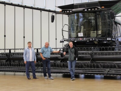 Zlatko Krajinović - tvornica MF kombajna u Italiji