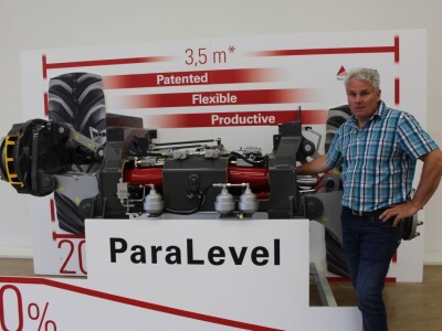 Zlatko Krajinović - tvornica MF kombajna u Italiji