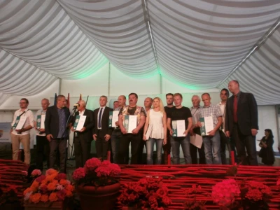 Zlata hobistima dodijeli su gradonačelnik Zagreba Milan Bandić i župan Željko Kolar