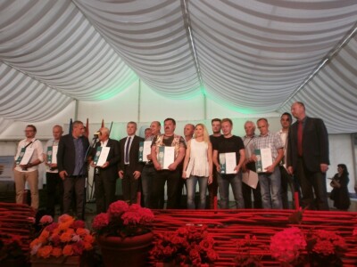 Zlata hobistima dodijeli su gradonačelnik Zagreba Milan Bandić i župan Željko Kolar