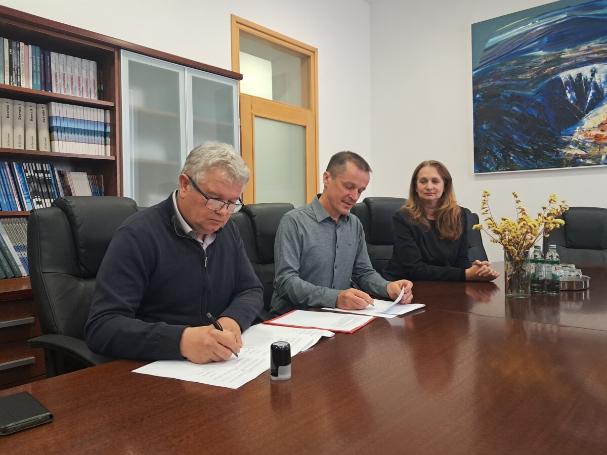 potpisivanje ugovora