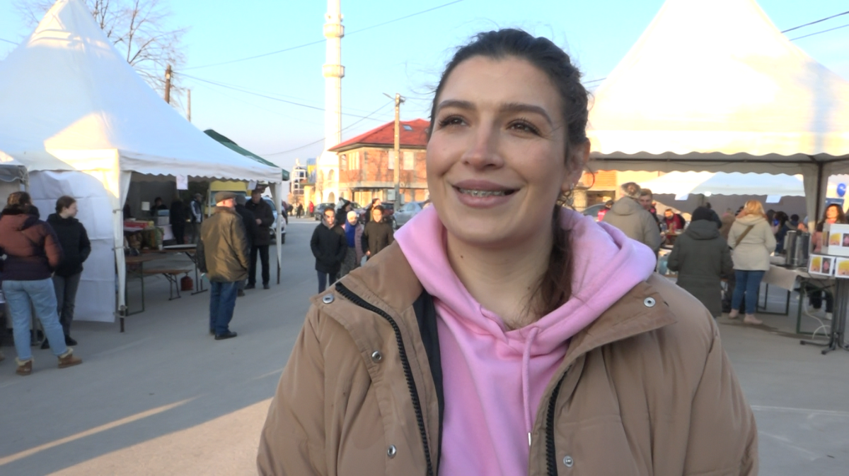 Adela Mulić na takmičenju u pravljenju ćetanije