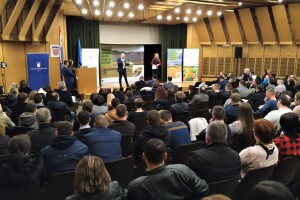 132 poljoprivrednika potpisala ugovore iz operacija 6.1.1. i 6.2.1.