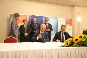 Potpisani ugovori: Za razvojne projekte na području Slavonije, Baranje i Srijema bespovratnih 105 milijuna kuna