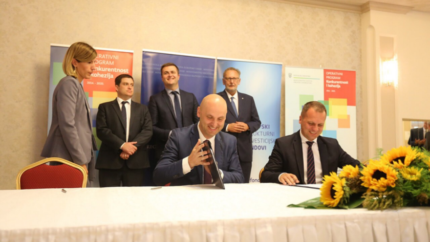 Potpisani ugovori: Za razvojne projekte na području Slavonije, Baranje i Srijema bespovratnih 105 milijuna kuna