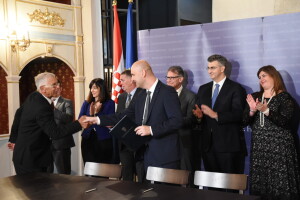 2,5 milijuna kuna za modernizaciju dalmatinskih vinarija i obnovu uljare
