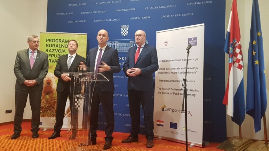 Hogan i Tolušić o novom ZPP-u, proračunu, projektu Slavonija i krizi sa šećerom