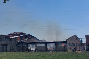 Izgorio pogon za proizvonju košnica u bijeljinskoj fabrici