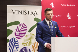 29. Vinistra otvara vrata, uoči međunarodne izložbe vina uručene nagrade