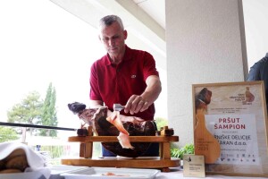 Pršut Drniških delicija Maran šampion Dana hrvatskog pršuta
