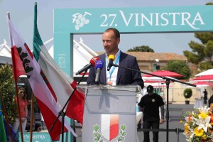 Otvorena 27. Vinistra, prvi put na otvorenom