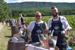 Održan prvi Kvarnerski pjenušavi doručak u vinogradu