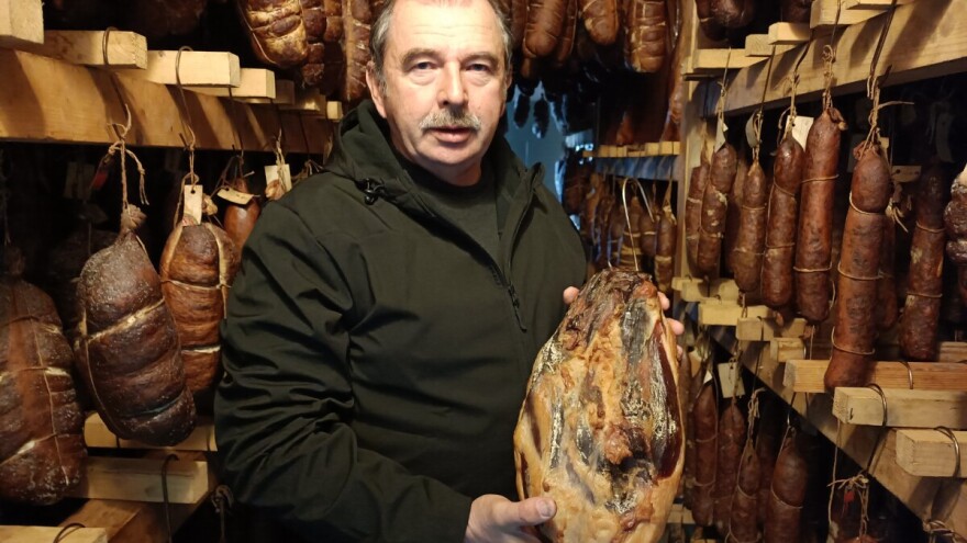 Kupcima prihvatljivije: Marijan Kundakčić proizvodi ruža šunke