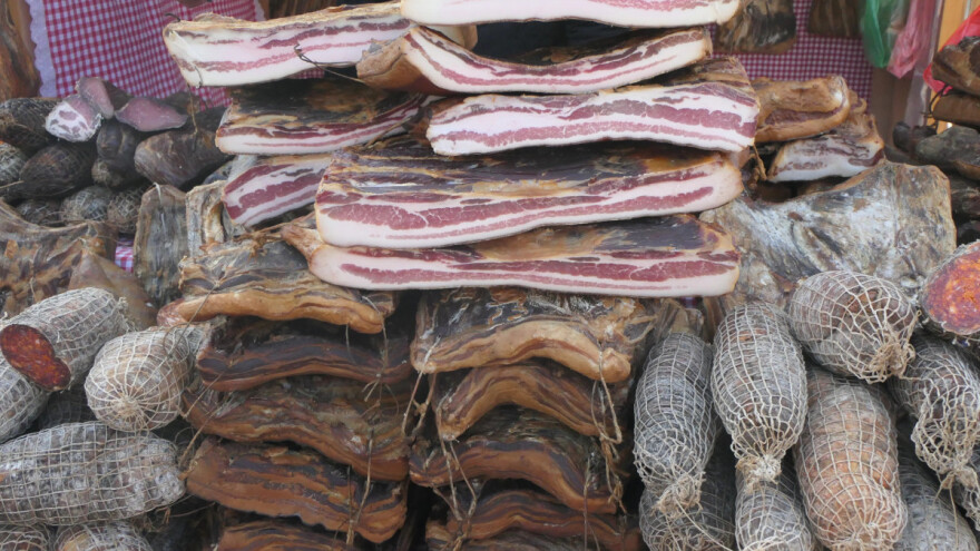 Ko pravi najbolju slaninu? Saznajte od 15. februara na "Slaninijadi" u Kačarevu