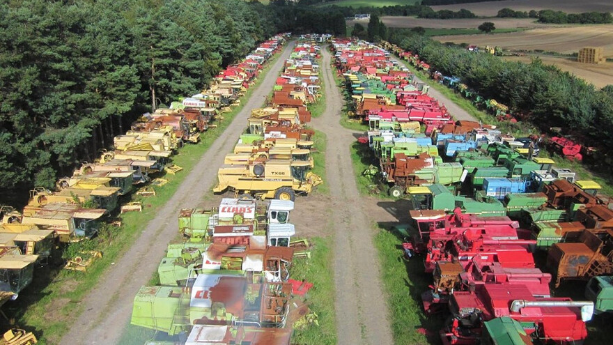 "Groblje" kombajna pretvorio u unosan posao - ima ih preko 350