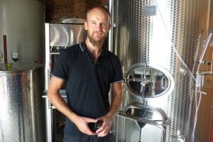 Vinarske majstorije obitelji Kraljić, aroma jagode u sivom pinotu
