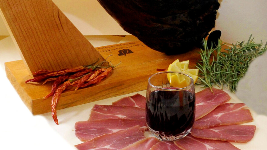 Po čemu su posebni grčki nar, španjolska mljevena paprika i šunka s Cipra?