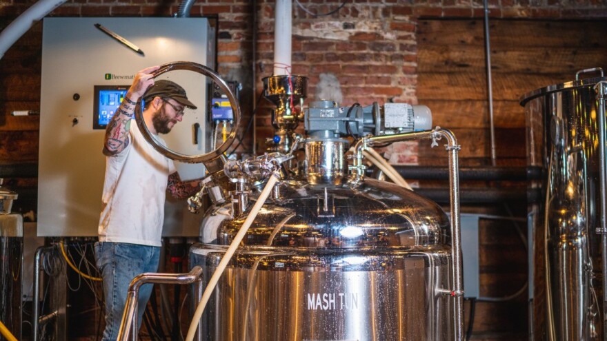 Prave pivo od otpadnih voda - zašto je pola litre samo četiri dolara?