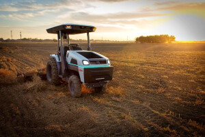 Na tržište stiže prvi električni samohodni traktor