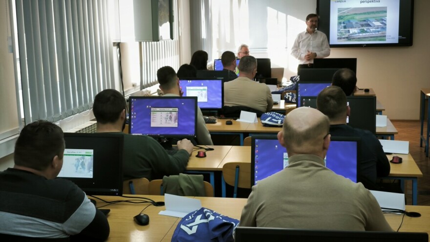 Može li tehnologija spasiti domaće mljekarstvo?