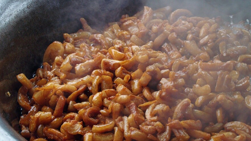 Baranjski čvarci su hrskavi, ali ne suhi. Sočni, ali ne masni - kako ih napraviti?