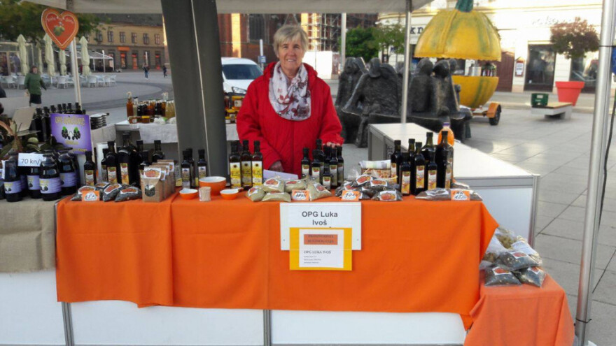 Od mirovine nemaju puno pa uzgajaju buče na 25 ha!