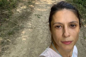 Katarina na dedovini podiže zasad od 600 oraha i poručuje: "To je moje, odatle sam"