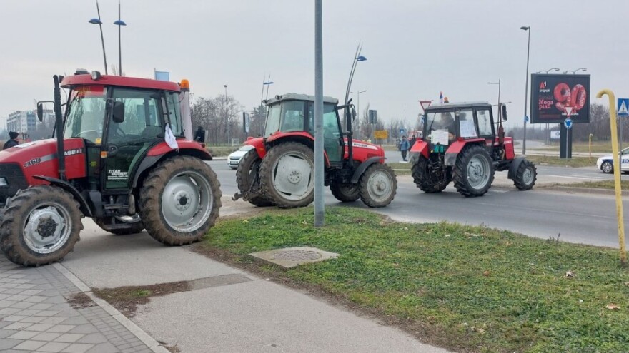 Počele blokade dva magistralna puta u Novom Sadu - održavaće se svakog ponedeljka
