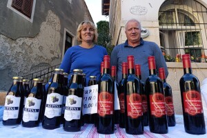 OPG Sirovica: Sinergijom prirode do vrhunskog kupinovog vina i soka