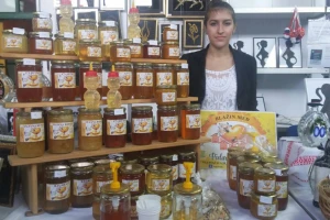 Pčele studentice FERIT-a godišnje proizvedu 1,5 t meda